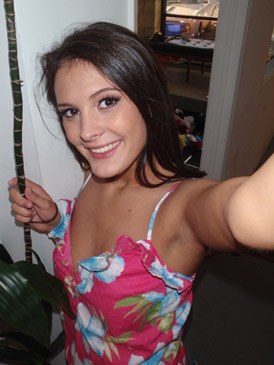 Cute girlfriend Erin is looking for no-strings-attached-sex